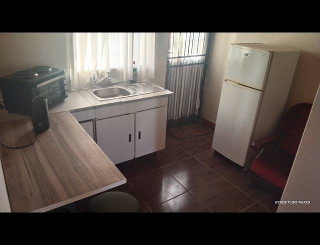 6 bed property for sale in THE RIDGE